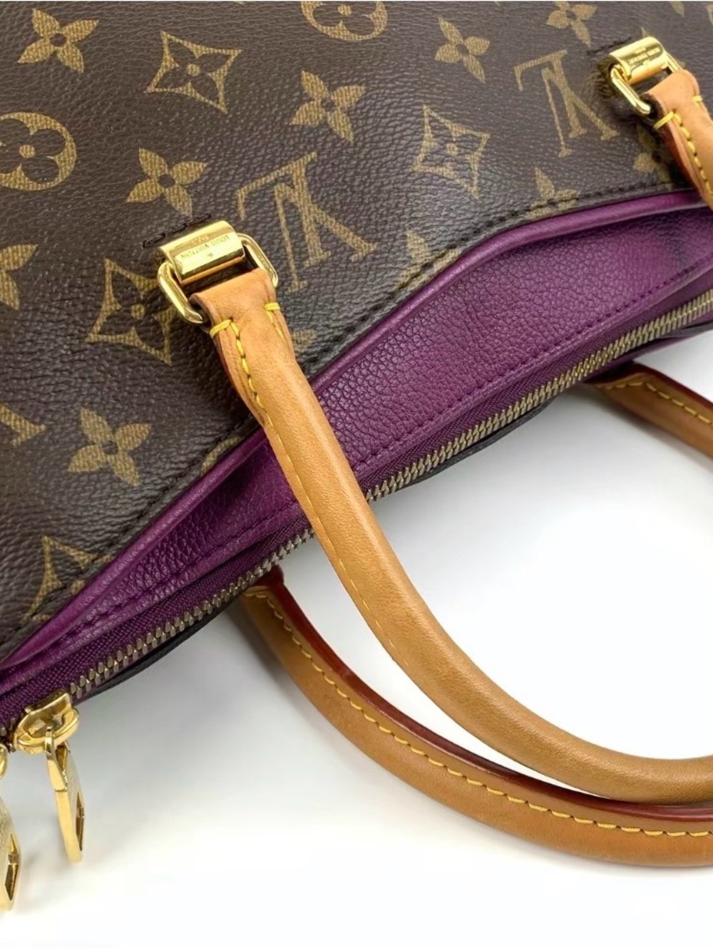 Louis Vuitton Monogram Canvas Shoulder Bag with Purple Trim - Picture 2 of 12